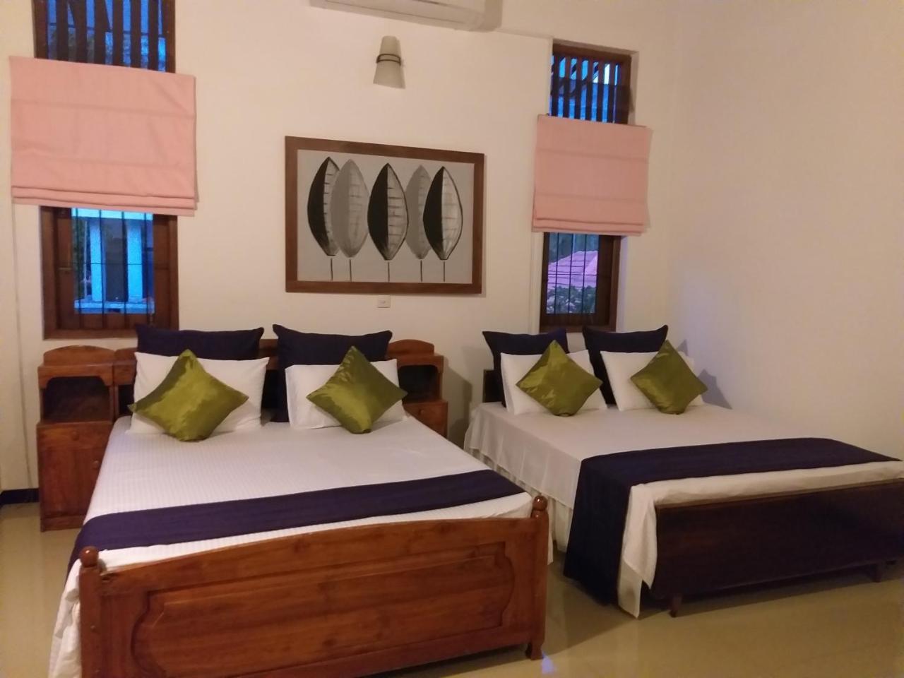 Cosy Nest Home Stay ネゴンボ エクステリア 写真