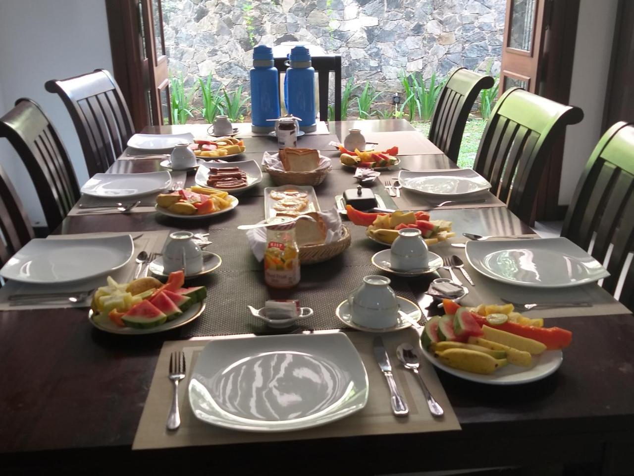 Cosy Nest Home Stay ネゴンボ エクステリア 写真
